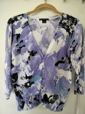 Covington Petite Watercolor Floral Cardigan PM Purple V-Neck Button Front